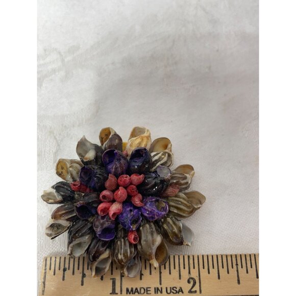 Vintage Handcrafted Seashell Flower Brooch Pin With Red & Purple Accents - Made - Picture 4 of 4